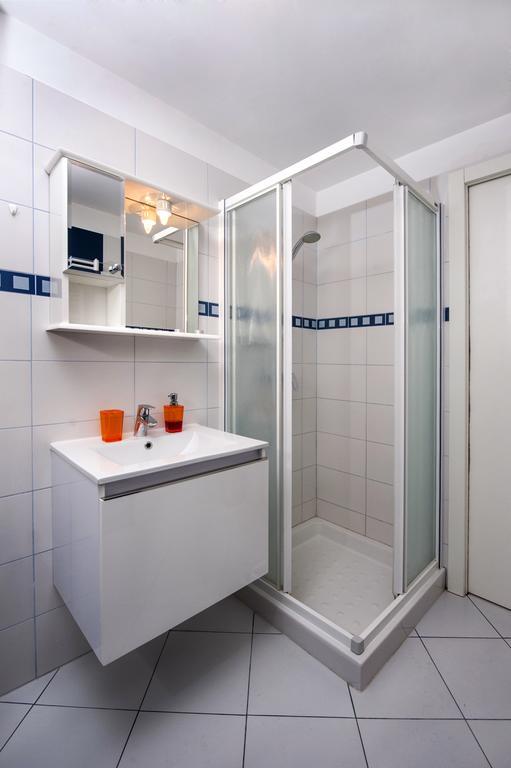 Rm Apartment Pusta โรวีน ภายนอก รูปภาพ