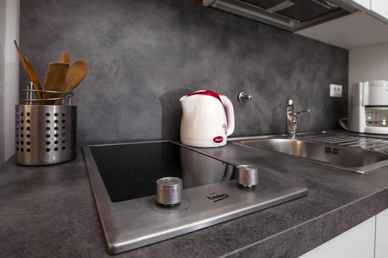 Rm Apartment Pusta โรวีน ภายนอก รูปภาพ